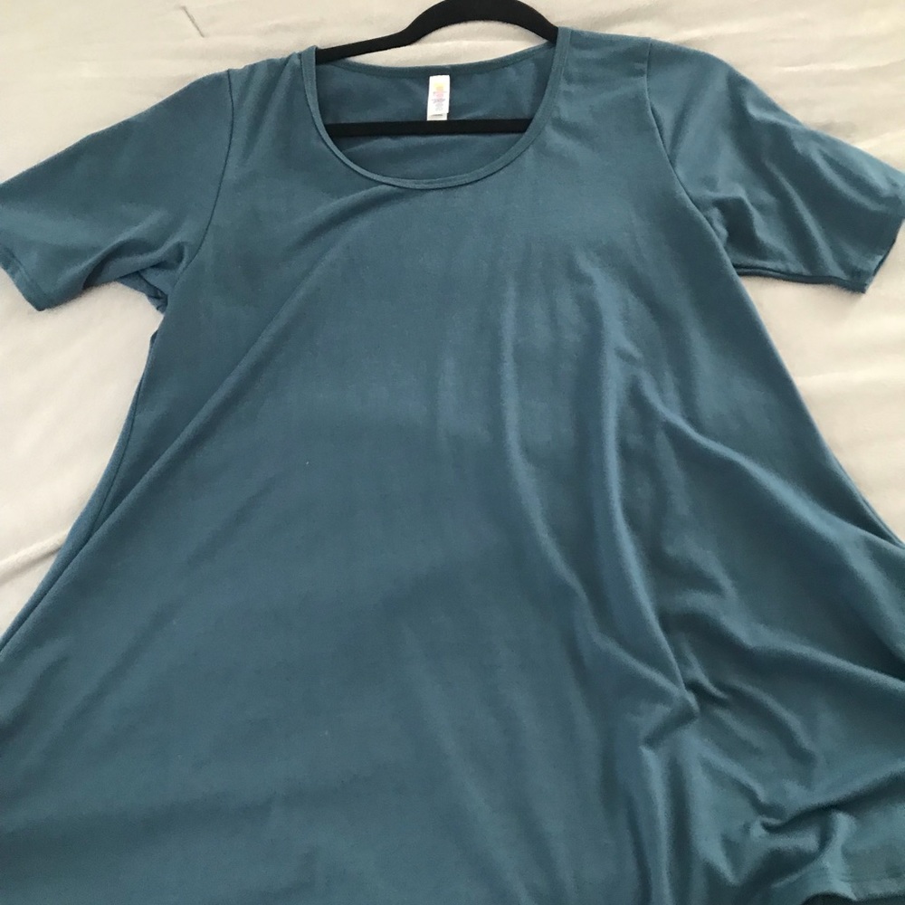Lularoe perfect tee